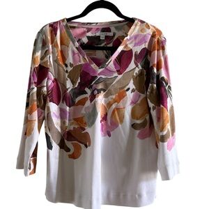 CHICOS 100% Pima Cotton V-Neck Floral Top Pink Floral Size 8